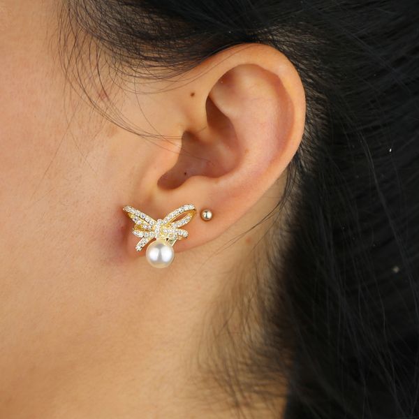 beautiful butterfly bowknot earring jewelry with round fresh pearl ball bead sparking cz charm classic fashion women earrings, Silver
beautiful butterfly bowknot earring jewelry with round fresh pearl ball bead sparking cz charm classic fashion women earrings, Silver