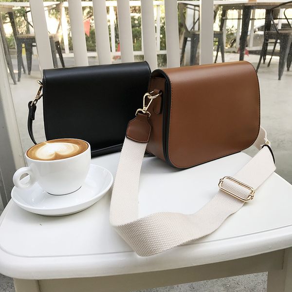 new korean ladies retro simple fashion wild solid color bag flip shoulder bag messenger small square
new korean ladies retro simple fashion wild solid color bag flip shoulder bag messenger small square