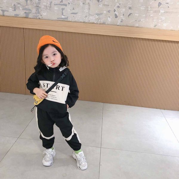 kids designer clothing suit girls fashion luxury solid color clothing sets letter print two-piece sets warm keeping sportswear 2020 fall, White
kids designer clothing suit girls fashion luxury solid color clothing sets letter print two-piece sets warm keeping sportswear 2020 fall, White