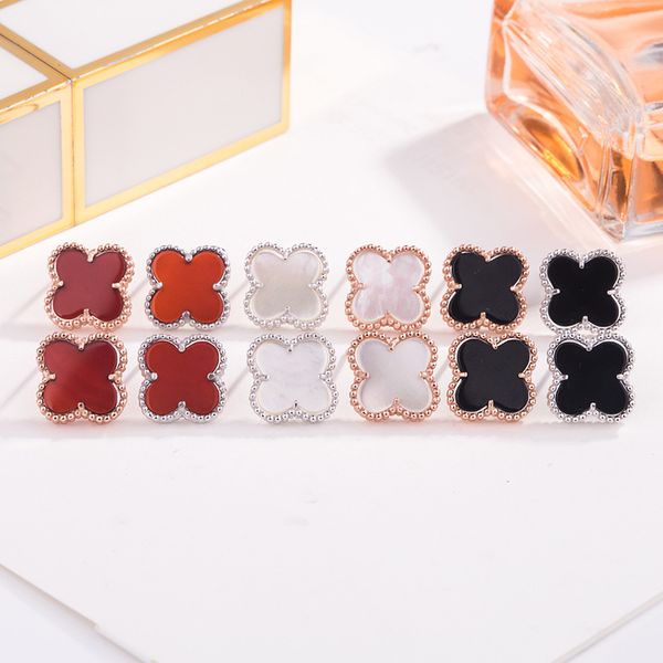 s925 sterling silver four-leaf clover black agate earring 18k rose gold fashionable simple flower earring, White
s925 sterling silver four-leaf clover black agate earring 18k rose gold fashionable simple flower earring, White