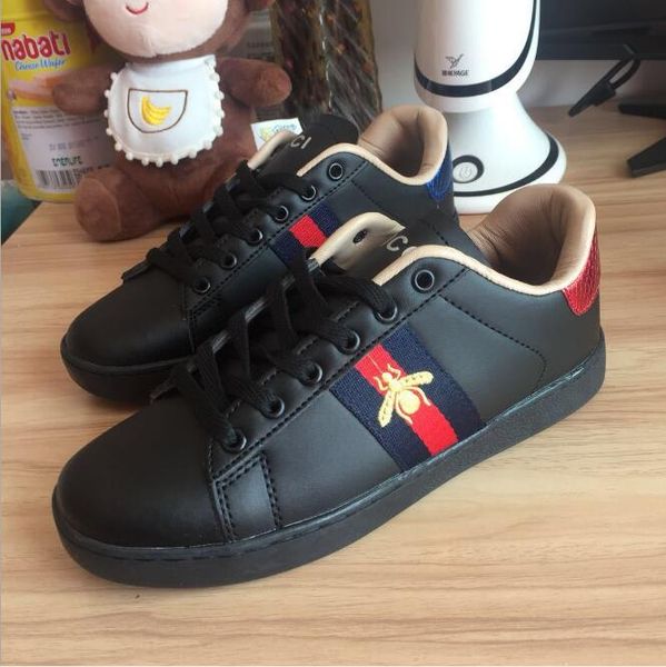 New embroidery Small bee Small white Shoes For Outdoor Comfortable Women Casual Shoes Flat Sneakers Mens Zapatos Walking Shoes
New embroidery Small bee Small white Shoes For Outdoor Comfortable Women Casual Shoes Flat Sneakers Mens Zapatos Walking Shoes