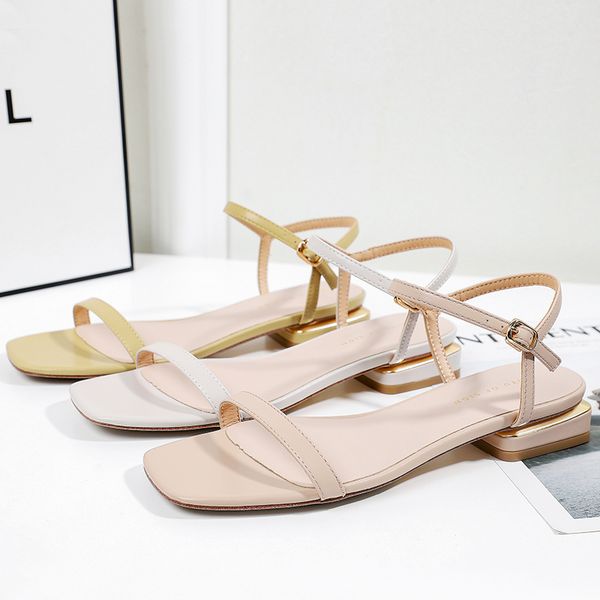 2020 summer women sandals square low heels 3cm gold heels ankle strap elegant causal beach slippers solid flat, Black
2020 summer women sandals square low heels 3cm gold heels ankle strap elegant causal beach slippers solid flat, Black