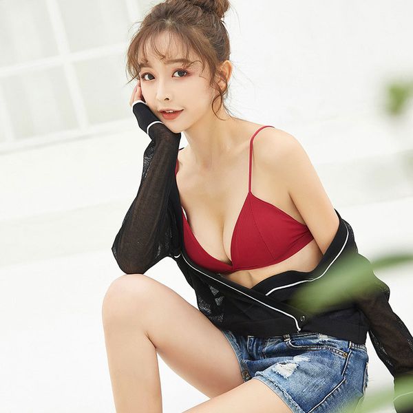 triangular cup seamless soft bras for women thin strap wireless push up bra backless comfort bralette, Red;black
triangular cup seamless soft bras for women thin strap wireless push up bra backless comfort bralette, Red;black