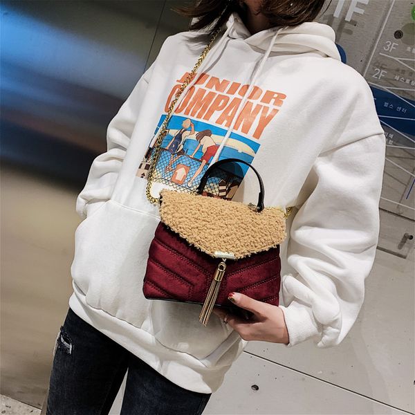 2019 women cover suede bags sewing fashion tassel style bags flap for ladies 2 strap metal luxury package qualty handbags
2019 women cover suede bags sewing fashion tassel style bags flap for ladies 2 strap metal luxury package qualty handbags