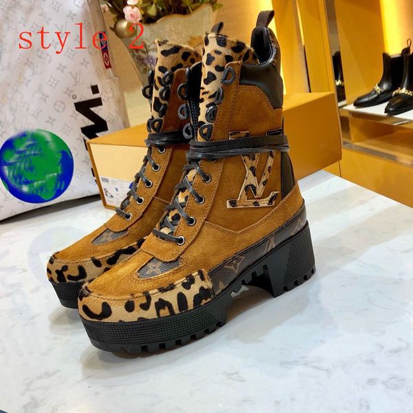 laureate desert boots and leopard ankle booties with leather and heavy-duty soles leisure lady martin boots big size 35-42, Black
laureate desert boots and leopard ankle booties with leather and heavy-duty soles leisure lady martin boots big size 35-42, Black