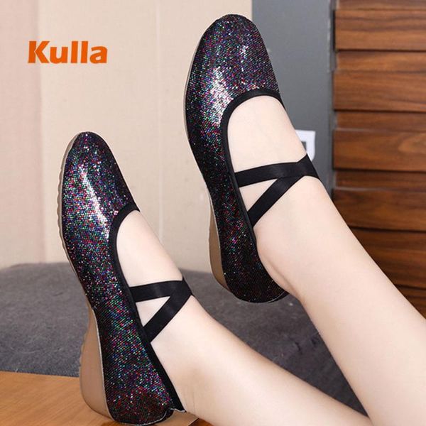 mom's square dance shoes women oxford soft bottom wear-resistant fashion sequins dancing shoes modern jazz outdoor sports
mom's square dance shoes women oxford soft bottom wear-resistant fashion sequins dancing shoes modern jazz outdoor sports