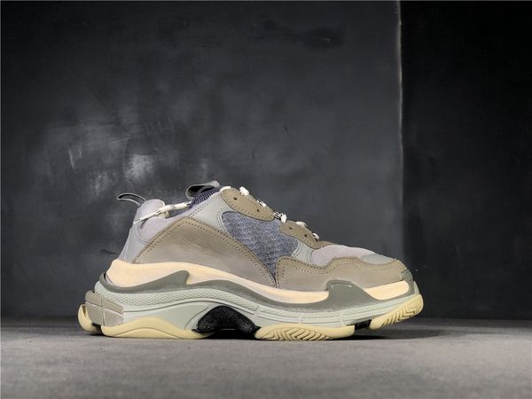 Paris 17FW Triple-S Casual Shoe Luxury Dad ShoesTriple-S Sneaker Luxury Designers Thick sole Old-fashioned Grandpa Sneakers Trainer Outdoor
Paris 17FW Triple-S Casual Shoe Luxury Dad ShoesTriple-S Sneaker Luxury Designers Thick sole Old-fashioned Grandpa Sneakers Trainer Outdoor