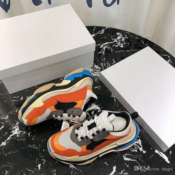 l929 new style lace-up fashion tripe-s shoes breathable and comfortable flat triple-s sneakers men and women hiking shoes size 35-45, Black
l929 new style lace-up fashion tripe-s shoes breathable and comfortable flat triple-s sneakers men and women hiking shoes size 35-45, Black