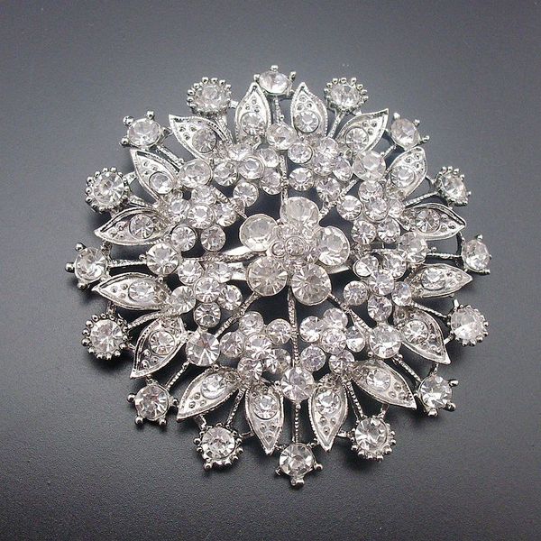 68mm 2016 trendy fashion new large charming floral rhinestone brooch pin for wedding , item no.: bh7376, Gray
68mm 2016 trendy fashion new large charming floral rhinestone brooch pin for wedding , item no.: bh7376, Gray