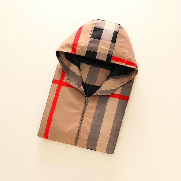 men fashion hooded jacekts 2019 autumn luxury casual plaid printing slim long sleeve coat mens designer jackets coat high quality, Black;brown
men fashion hooded jacekts 2019 autumn luxury casual plaid printing slim long sleeve coat mens designer jackets coat high quality, Black;brown