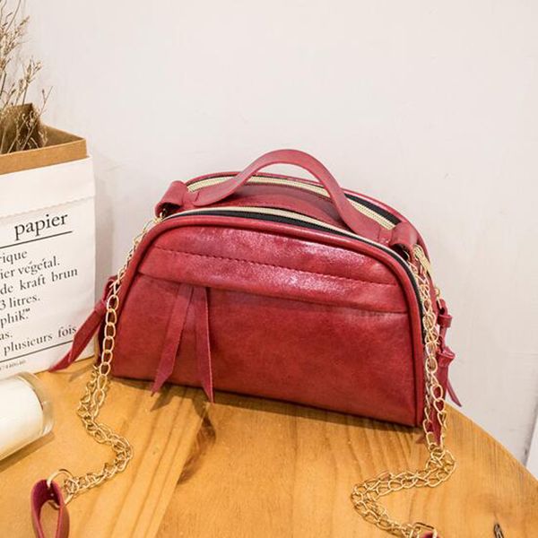 women shoulder bag chain bag personalized coin purse pu leather ladies handbag travel bags
women shoulder bag chain bag personalized coin purse pu leather ladies handbag travel bags