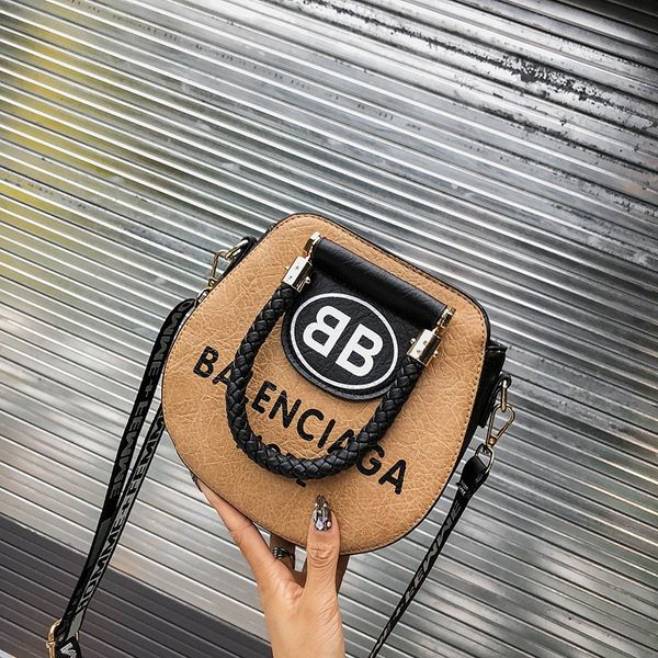 2020 pu new lady fashion style circular leather bags messenger bags shoulder bags handbags zuishiguang/6
2020 pu new lady fashion style circular leather bags messenger bags shoulder bags handbags zuishiguang/6