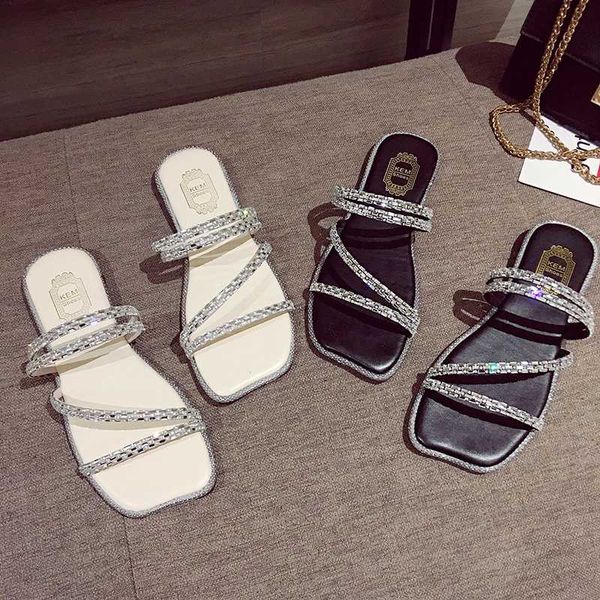 flat shoes female slippers casual glitter slides slipers women jelly 2020 summer soft crystal pu fashion basic rubber, Black
flat shoes female slippers casual glitter slides slipers women jelly 2020 summer soft crystal pu fashion basic rubber, Black