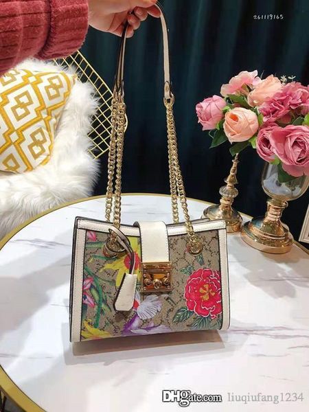 the new flowers single genuine leather handbag shoulder bags printing chain fashion joker contracted bag female a designer shoulder bag
the new flowers single genuine leather handbag shoulder bags printing chain fashion joker contracted bag female a designer shoulder bag