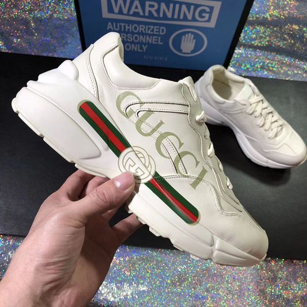 Luxury fa hion 2019 women men old hoe printing leather uper tar ca ual neaker trainer ba ketball hoe couple model
Luxury fa hion 2019 women men old hoe printing leather uper tar ca ual neaker trainer ba ketball hoe couple model