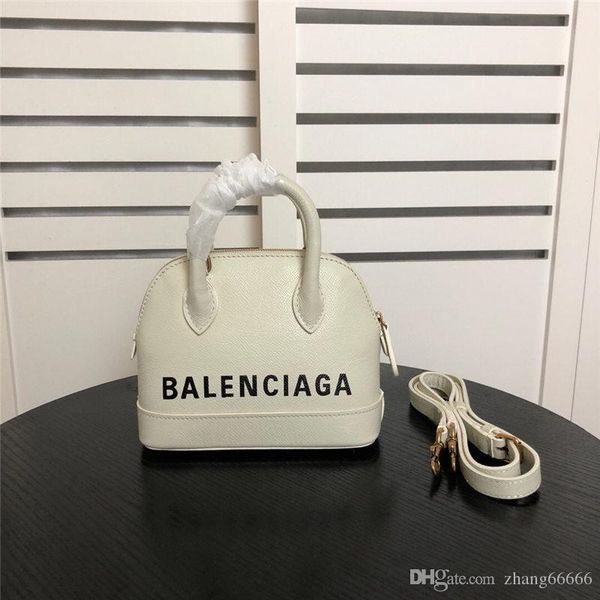 2 bags/set with bear toy casual embossed handbag designer handbag women messenger bags shoulder bags
2 bags/set with bear toy casual embossed handbag designer handbag women messenger bags shoulder bags