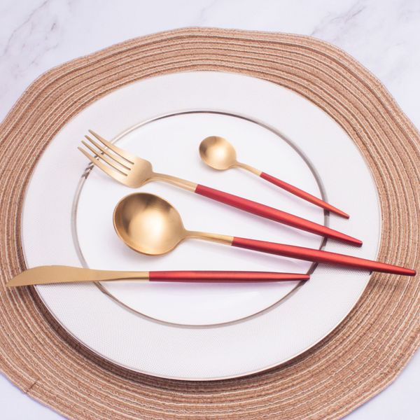 stainless steel flatware set golden cutlery color spoon knife fork red blue restaurant luxury wed reusabl kitchen accessories 
stainless steel flatware set golden cutlery color spoon knife fork red blue restaurant luxury wed reusabl kitchen accessories