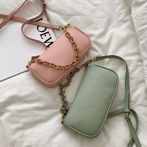 2020 women quilted bag bolsas chains handbags ladies leather crossbody messenger purse thread baguette tote bags
2020 women quilted bag bolsas chains handbags ladies leather crossbody messenger purse thread baguette tote bags