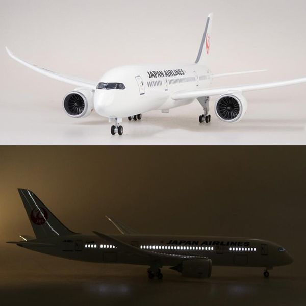

1/130 Scale 47cm Airplane Boeing B787 Dreamliner Aircraft Japan Airline Model with Light and Wheel Diecast Plastic Resin Plane