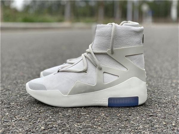 2020 air fear of god 1 triple black 3m reflective string oatmeal amarillo sail man basketball shoes outdoor sneakers with box
2020 air fear of god 1 triple black 3m reflective string oatmeal amarillo sail man basketball shoes outdoor sneakers with box