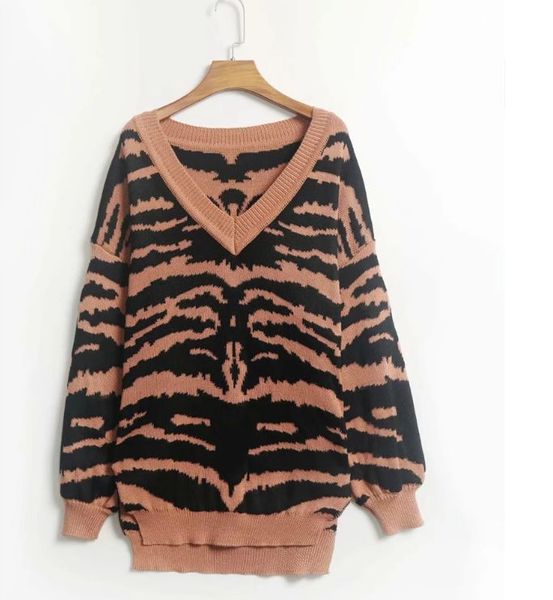 hcbless 2019 autumn new women loose tiger pattern v-neck long-sleeved sweater in the long section sweater, White;black
hcbless 2019 autumn new women loose tiger pattern v-neck long-sleeved sweater in the long section sweater, White;black