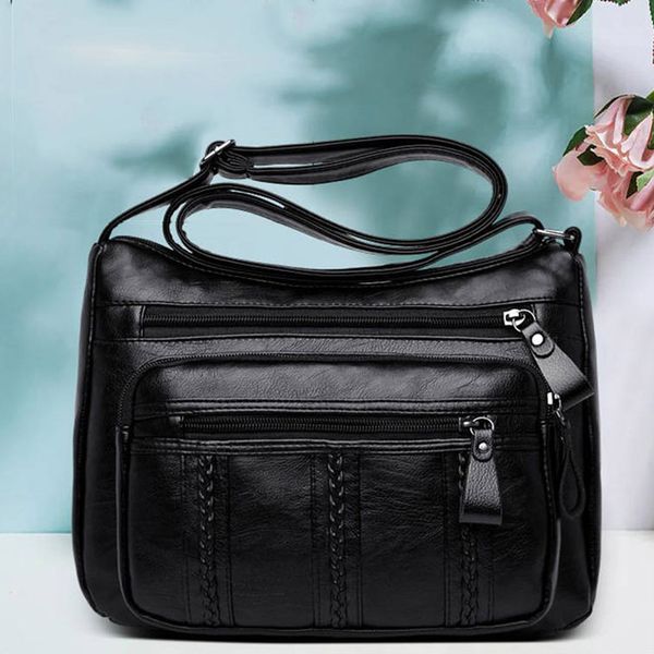 2020 women's fashion solid color messenger bag casual handbag wild shoulder bag ladies outdoor large capacity shoulder
2020 women's fashion solid color messenger bag casual handbag wild shoulder bag ladies outdoor large capacity shoulder