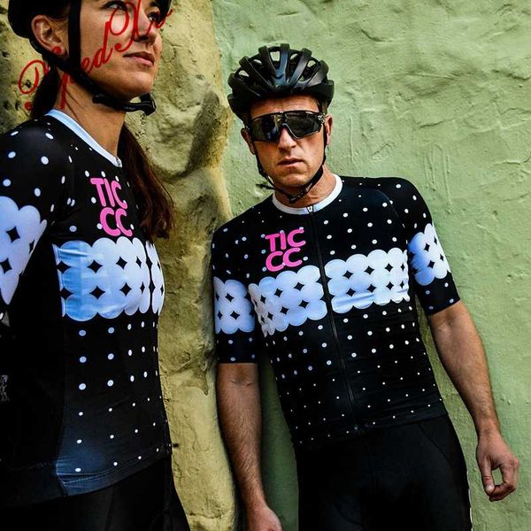 ticcc cycling jersey 2020 black men women summer bicycle clothing road bike shirts road bike mtb short sleeve jersey, Black;red
ticcc cycling jersey 2020 black men women summer bicycle clothing road bike shirts road bike mtb short sleeve jersey, Black;red