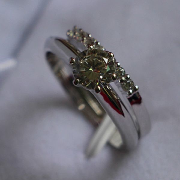 sterling silver jewelry prongs solitaire engagement ring with 0.21ct 7 stones wedding band nscd diamond rings set for women platinum plated, Slivery;golden
sterling silver jewelry prongs solitaire engagement ring with 0.21ct 7 stones wedding band nscd diamond rings set for women platinum plated, Slivery;golden