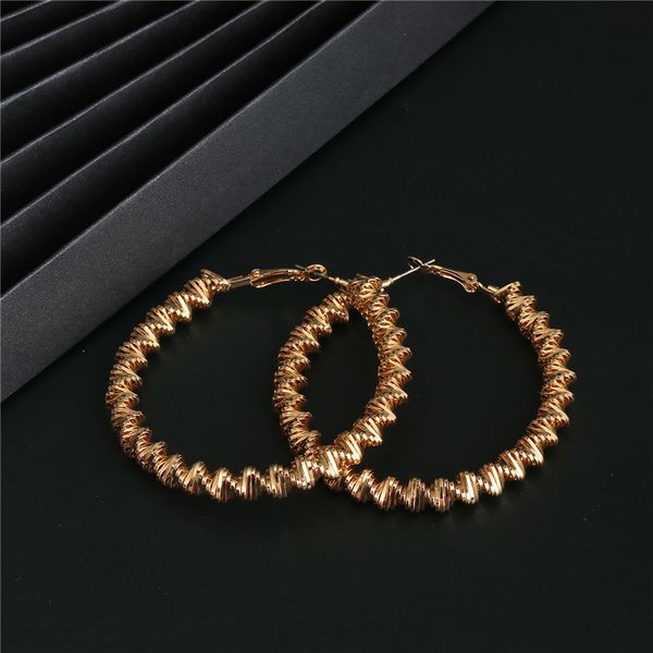 2020 new arrivals gold metal large circle geometric round big hoop earrings for women girls wedding party jewelry gifts, Golden;silver
2020 new arrivals gold metal large circle geometric round big hoop earrings for women girls wedding party jewelry gifts, Golden;silver