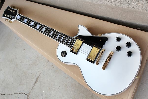 factory custom white electric guitar with rosewood fretboard,white pearl block fret inlay,gold hardware,offer customized
factory custom white electric guitar with rosewood fretboard,white pearl block fret inlay,gold hardware,offer customized