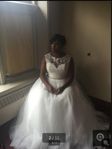 real pictures 2019 ball gown lace appliques beaded stylish wedding dress sheer back sleeveless princess puffy long bride gowns sale, White
real pictures 2019 ball gown lace appliques beaded stylish wedding dress sheer back sleeveless princess puffy long bride gowns sale, White