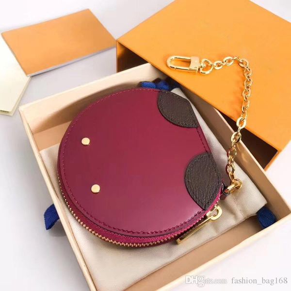 2018 women patent leather wallets key chain designer key ring key holder porte clef gift women souvenir car bag pendant coin purse
2018 women patent leather wallets key chain designer key ring key holder porte clef gift women souvenir car bag pendant coin purse