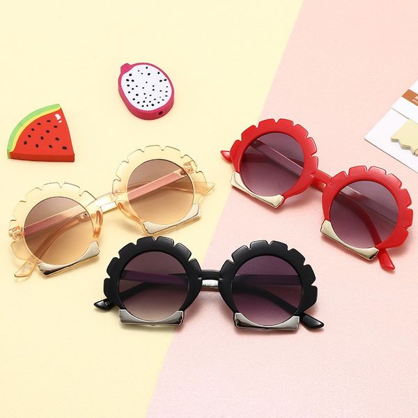 fashion flower boys girls sunglasses kids vintage sun glasses anti-glare uv400 candy color for children outdoor eyewear oculos, White;black
fashion flower boys girls sunglasses kids vintage sun glasses anti-glare uv400 candy color for children outdoor eyewear oculos, White;black