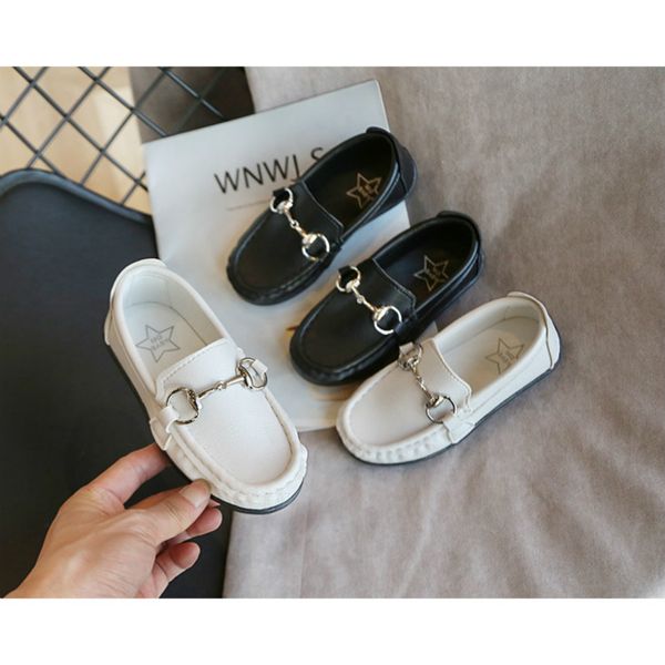 Children Fashion Shoes Designer Flat Shoes Boys Girls Unisex Sneakers 2020 Spring Explosion Casual Solid Color Slip-on Shoes Hot
Children Fashion Shoes Designer Flat Shoes Boys Girls Unisex Sneakers 2020 Spring Explosion Casual Solid Color Slip-on Shoes Hot