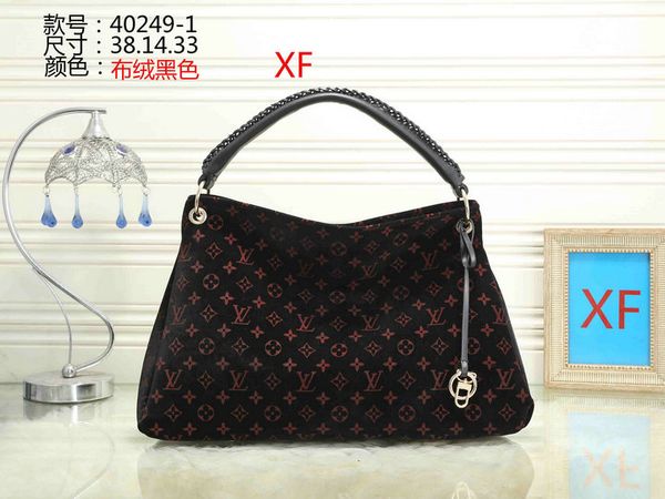 monogram backpack designer handbags luxury crossbody messenger shoulder bags chain bag good quality pu leather purses ladies handbag
monogram backpack designer handbags luxury crossbody messenger shoulder bags chain bag good quality pu leather purses ladies handbag