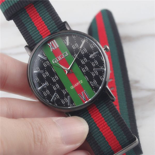 New Man Fashion Colorful Nylon Wristwatches Luxury Brand Sports Military Male Clock 40MM Orologio Casual Relógio masculino With Box
New Man Fashion Colorful Nylon Wristwatches Luxury Brand Sports Military Male Clock 40MM Orologio Casual Relógio masculino With Box