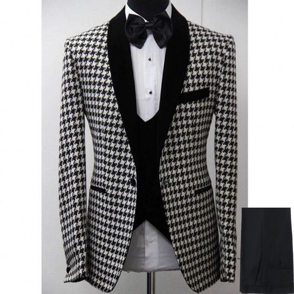 handsome embossing groom tuxedos (jacket+tie+vest+pants) men suits custom made formal suit for men wedding en tuxedos 13, Black;gray
handsome embossing groom tuxedos (jacket+tie+vest+pants) men suits custom made formal suit for men wedding en tuxedos 13, Black;gray