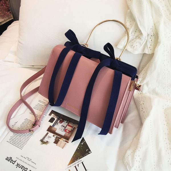 women's bag new bow feminine handbag three-dimensional trapezoidal generous bag gold velvet double shoulder diagonal
women's bag new bow feminine handbag three-dimensional trapezoidal generous bag gold velvet double shoulder diagonal
