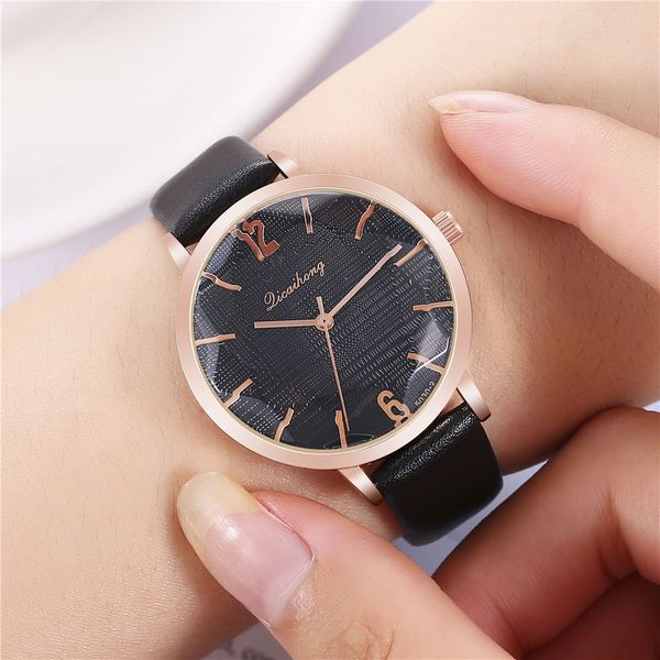 fashion sleek minimalist dial face glass watch leather belt ladies quartz watch gift montre femme, Slivery;brown
fashion sleek minimalist dial face glass watch leather belt ladies quartz watch gift montre femme, Slivery;brown