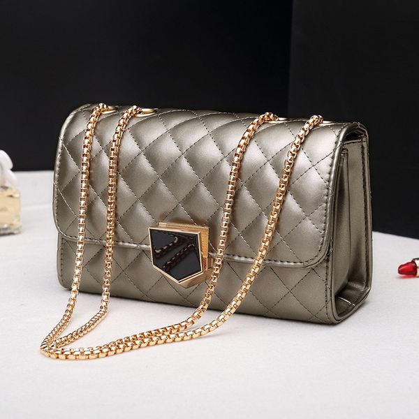 quilted shoulder bags fashion women designer luxury handbags purses brand chian bag small flap messenger bags elegant crossbody bag
quilted shoulder bags fashion women designer luxury handbags purses brand chian bag small flap messenger bags elegant crossbody bag