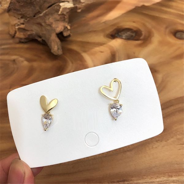 aomu vintage sweet asymmetric geometry hollow metal love drops zircon stud earrings for women gifts party jewelry pendientes, Golden;silver
aomu vintage sweet asymmetric geometry hollow metal love drops zircon stud earrings for women gifts party jewelry pendientes, Golden;silver