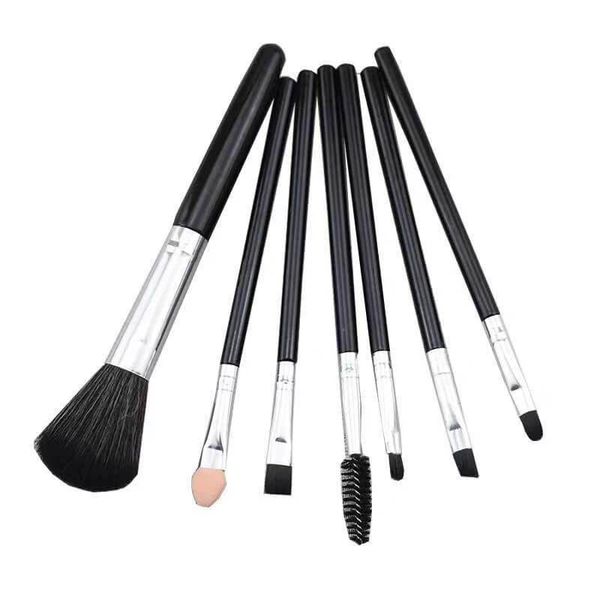 7pcs brush set for beginner cosmetic makeup easy portable black plastic handle powder lip eye shadow concealar brushes
7pcs brush set for beginner cosmetic makeup easy portable black plastic handle powder lip eye shadow concealar brushes