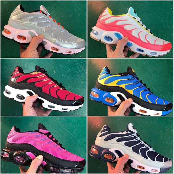 new tn plus ultra se running shoes for women tns orange white purple pink blue grey red mens sports sneakers des chaussures
new tn plus ultra se running shoes for women tns orange white purple pink blue grey red mens sports sneakers des chaussures