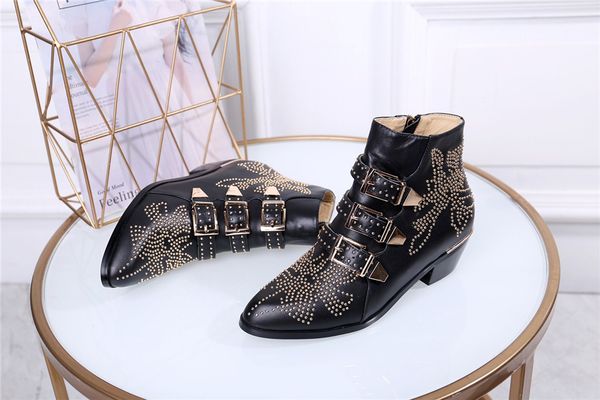 fashion women designers luxurious brand star trail black heart ankle boots triple brown leather boot womens limitless boots with box
fashion women designers luxurious brand star trail black heart ankle boots triple brown leather boot womens limitless boots with box
