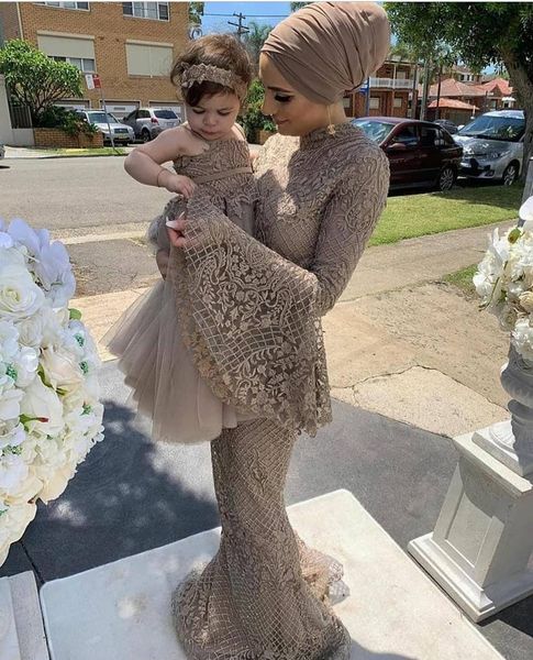 2020 arabic aso ebi mulsim gold lace evening dresses long sleeves beaded prom dresses mermaid formal party second reception gowns zj541, Black;red
2020 arabic aso ebi mulsim gold lace evening dresses long sleeves beaded prom dresses mermaid formal party second reception gowns zj541, Black;red