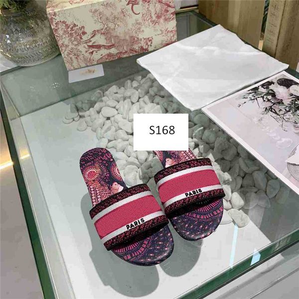 high-quality dazzle flowers women sandals designer flat slippers embroidery sandal floral brocade slipper flip flops striped 8, Black
high-quality dazzle flowers women sandals designer flat slippers embroidery sandal floral brocade slipper flip flops striped 8, Black