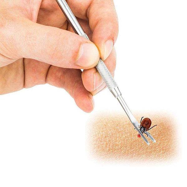 нержавеющая сталь 2 в 1 pet блошиный пинцет лечение tick removal tool set вилка пинцет зажим для собак pet cat supplies бытовки питомники ac
нержавеющая сталь 2 в 1 pet блошиный пинцет лечение tick removal tool set вилка пинцет зажим для собак pet cat supplies бытовки питомники ac
