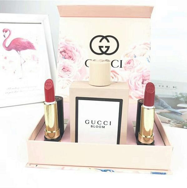 Incen e perfume for men cologne 120ml with long la ting time good mell good quality fragrance capacity 04 
Incen e perfume for men cologne 120ml with long la ting time good mell good quality fragrance capacity 04