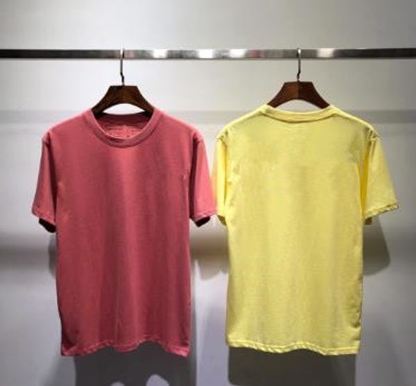 2020s mens tshirts summer women short sleeved new designer t shirt, White;black
2020s mens tshirts summer women short sleeved new designer t shirt, White;black