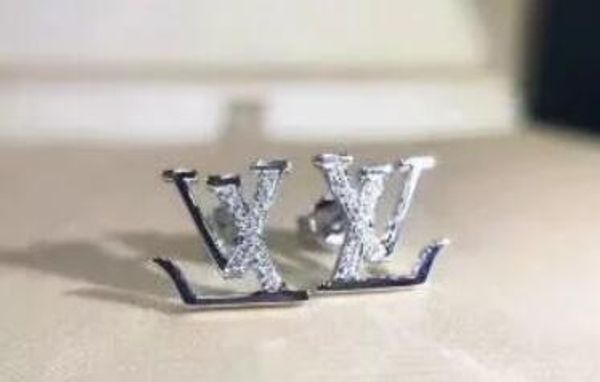 серьги роскошные ювелирные изделия мода женщины мужские серьги хип-хоп алмазный стержень серьги обледенелый bling рок панк круглый свадебный, Golden;silver
серьги роскошные ювелирные изделия мода женщины мужские серьги хип-хоп алмазный стержень серьги обледенелый bling рок панк круглый свадебный, Golden;silver